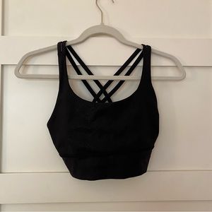 Lululemon black strap sports bra